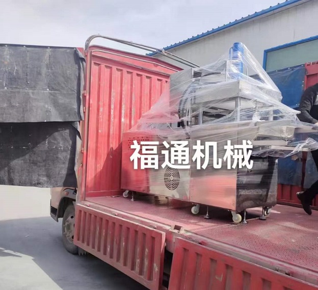 全自動(dòng)中藥粉壓塊機(jī)